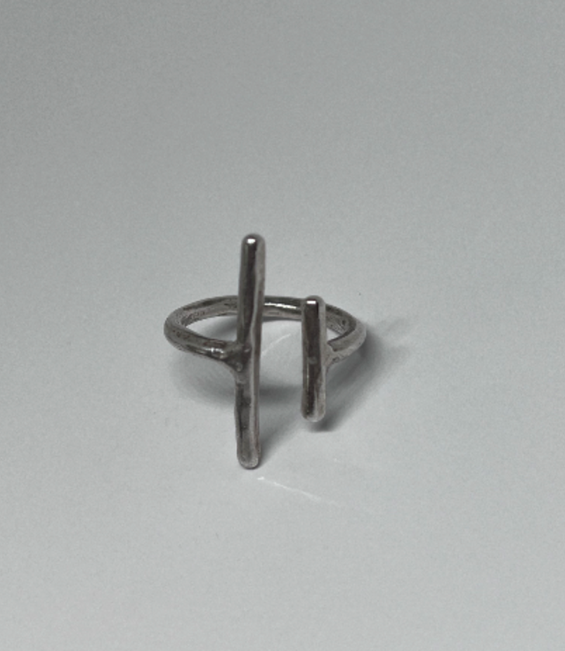 Bague barres asymétriques