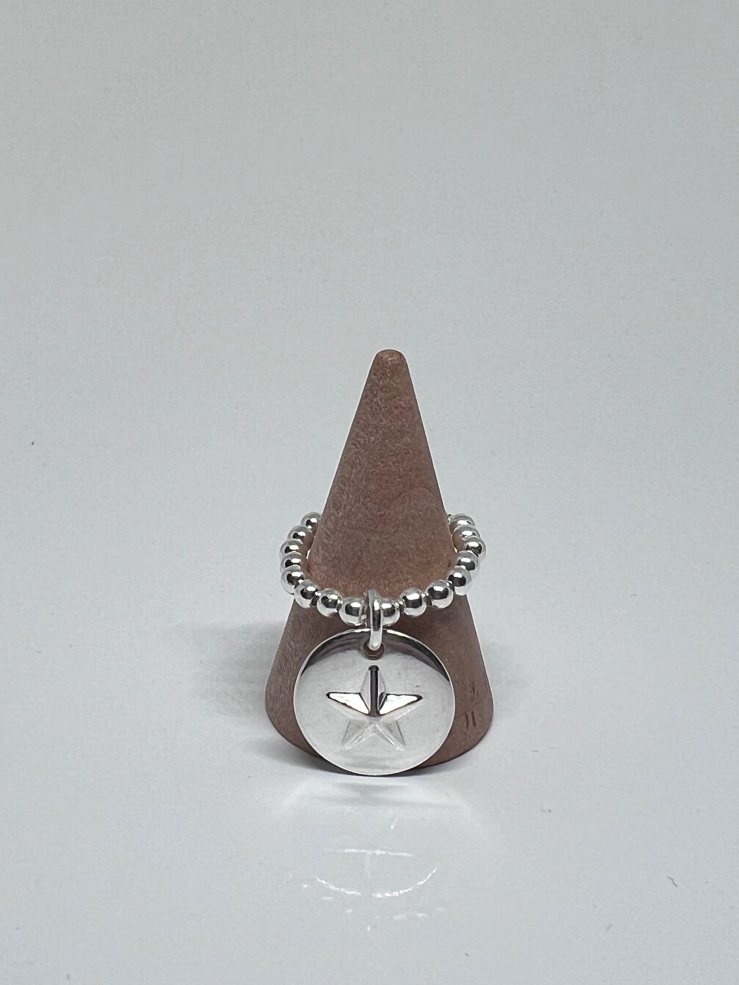 Bague perles médaille étoile 3D
