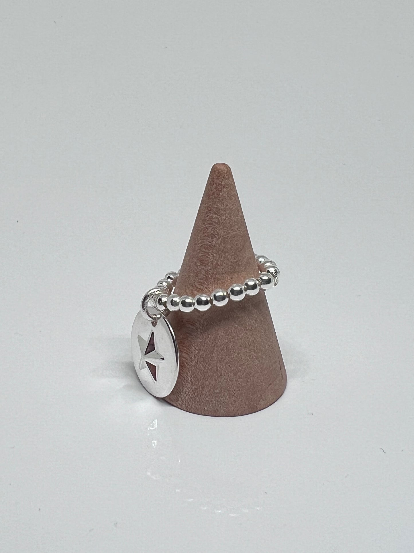 Bague perles médaille étoile 3D