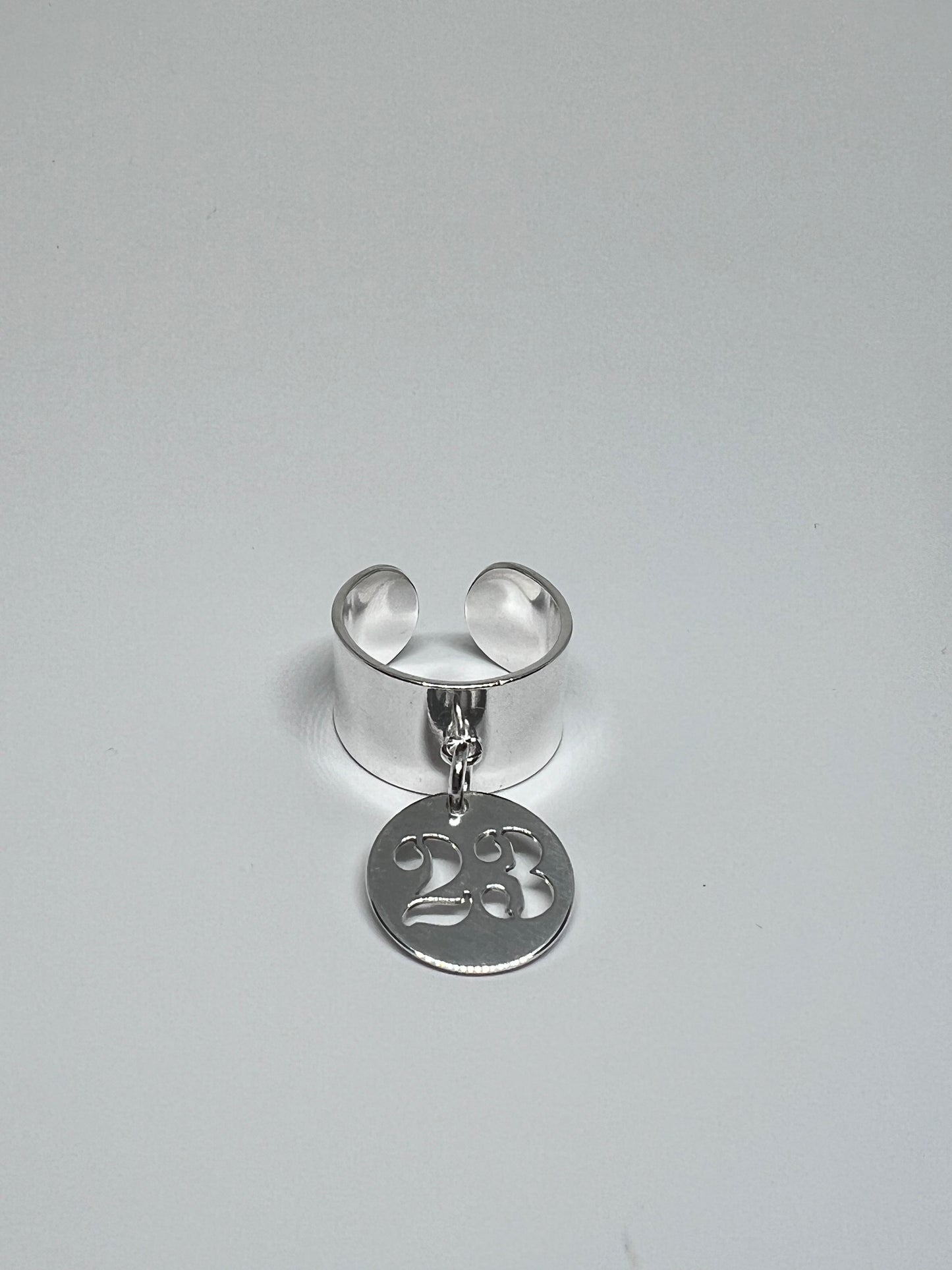 Bague argenté breloque numéro