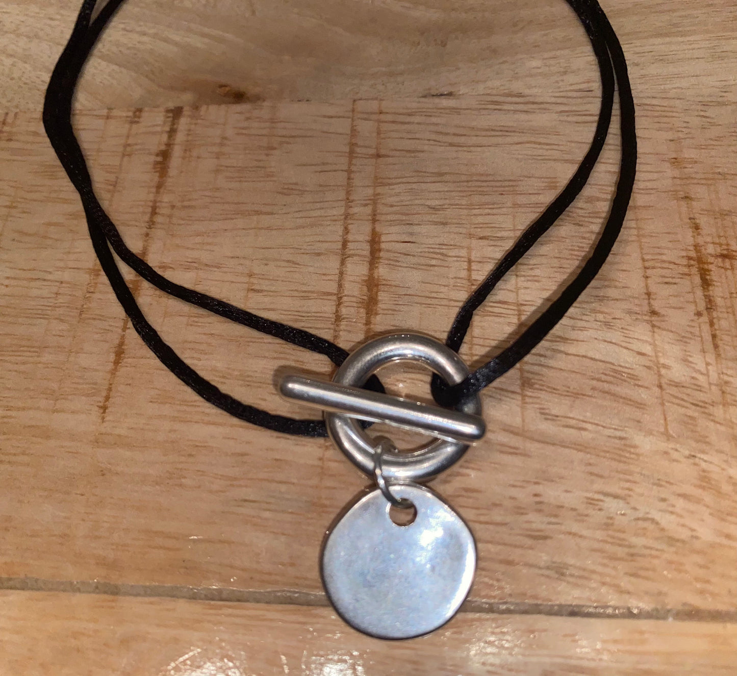 collier toggle pampille ronde