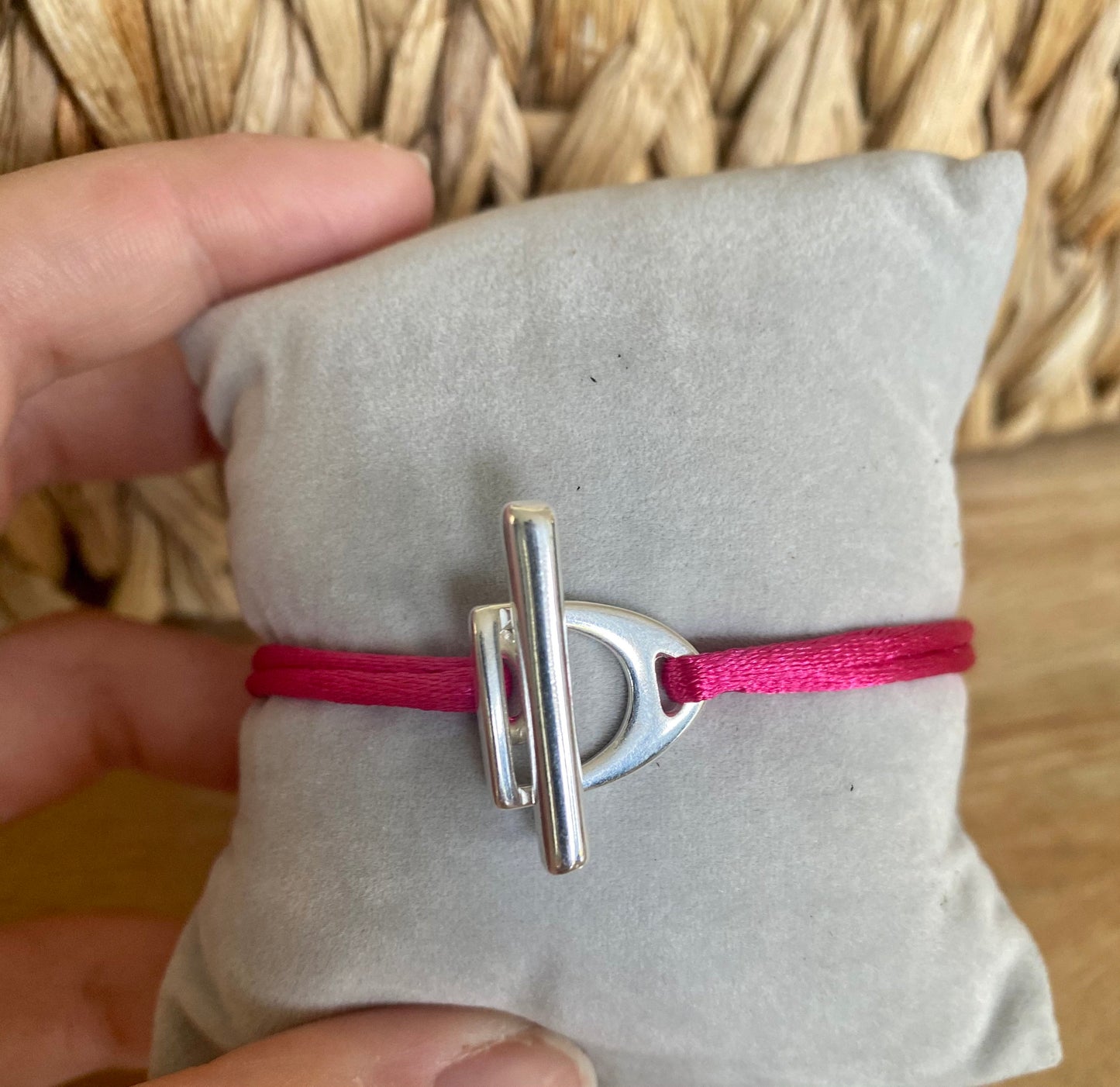 bracelet trier toggle