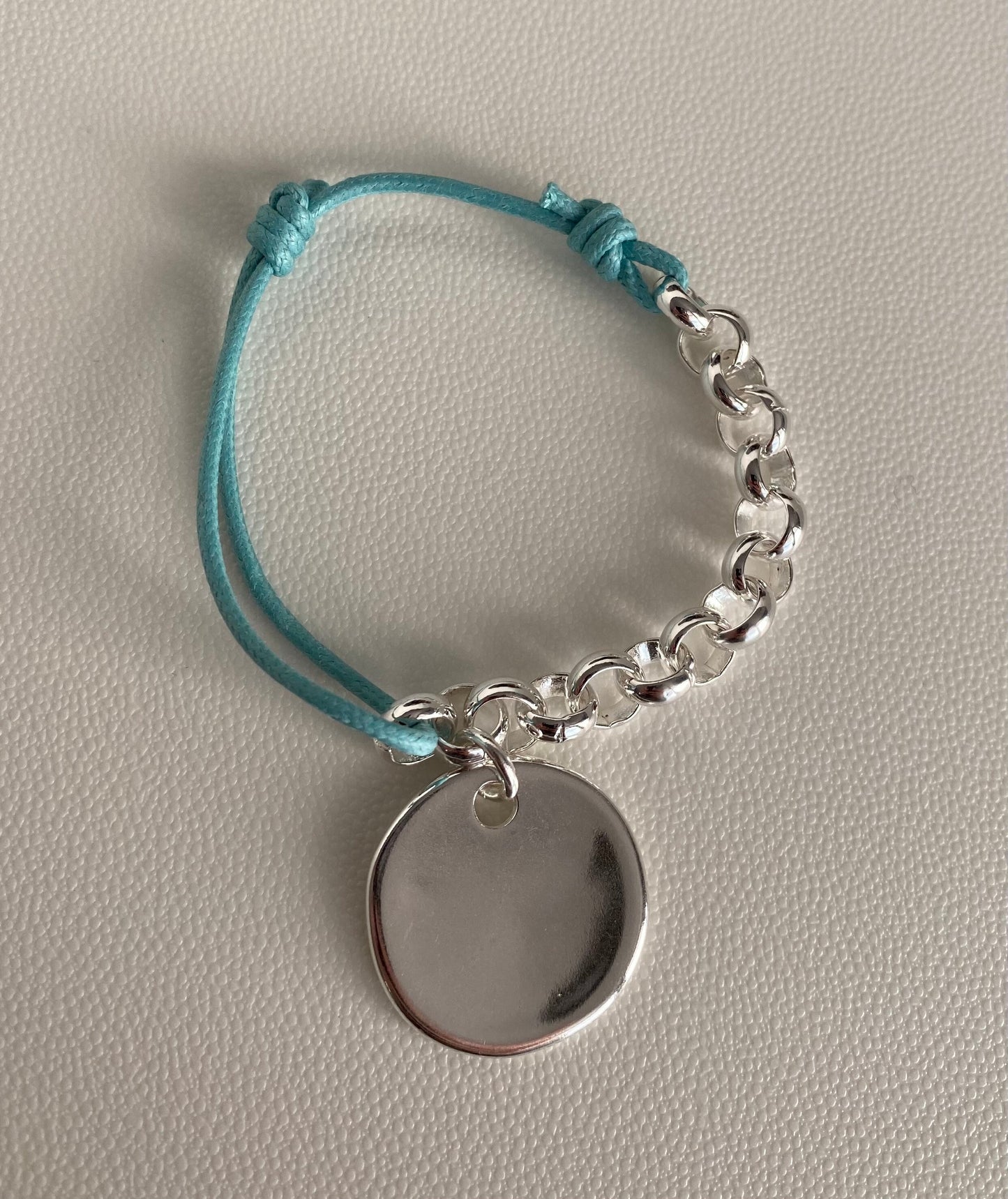 bracelet grosse mdaille - chaine et cordon