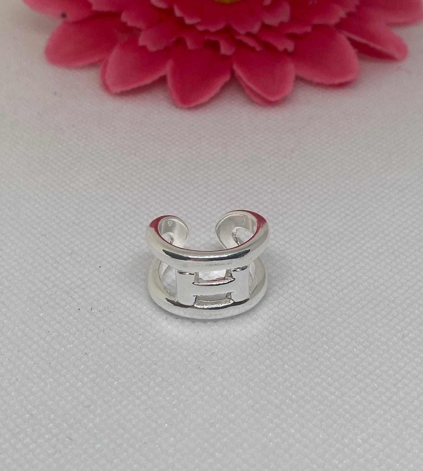 Bague hella barre