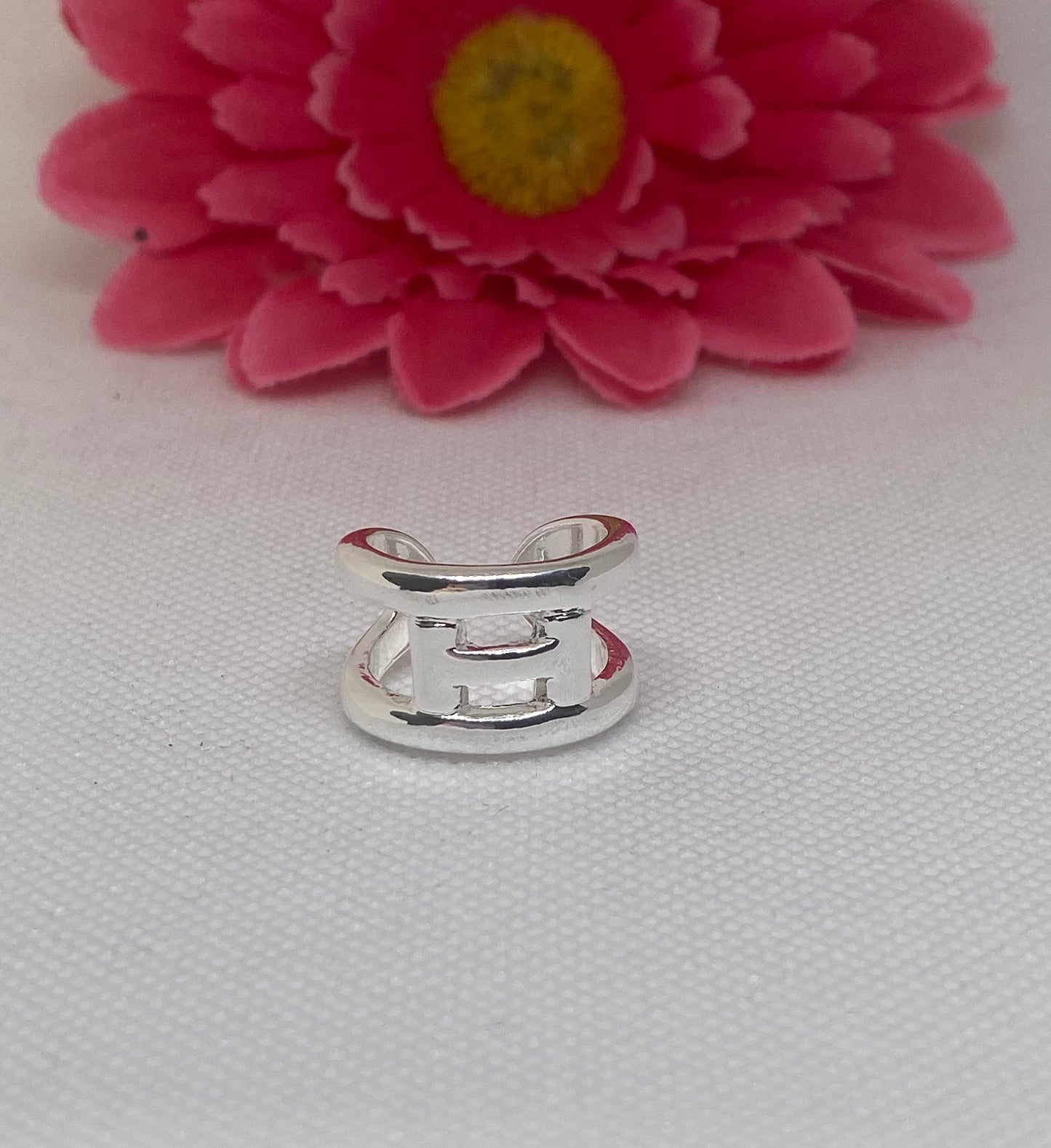 Bague hella barre