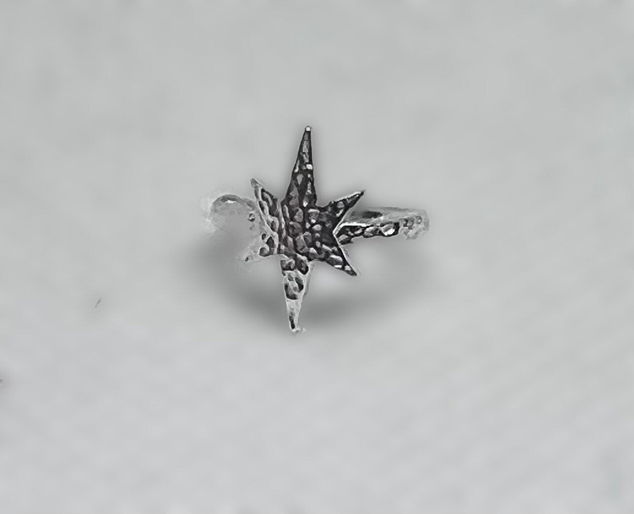 Boucle bague d’oreille étoile