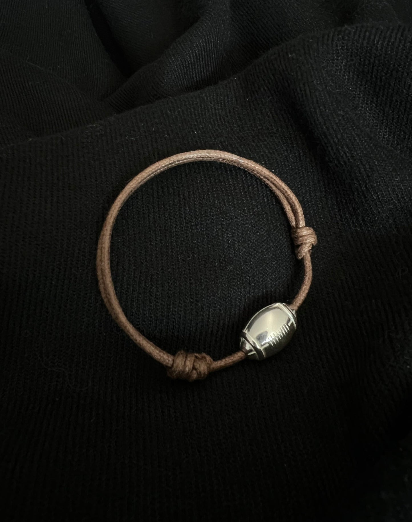 Bracelet ballon de rugby