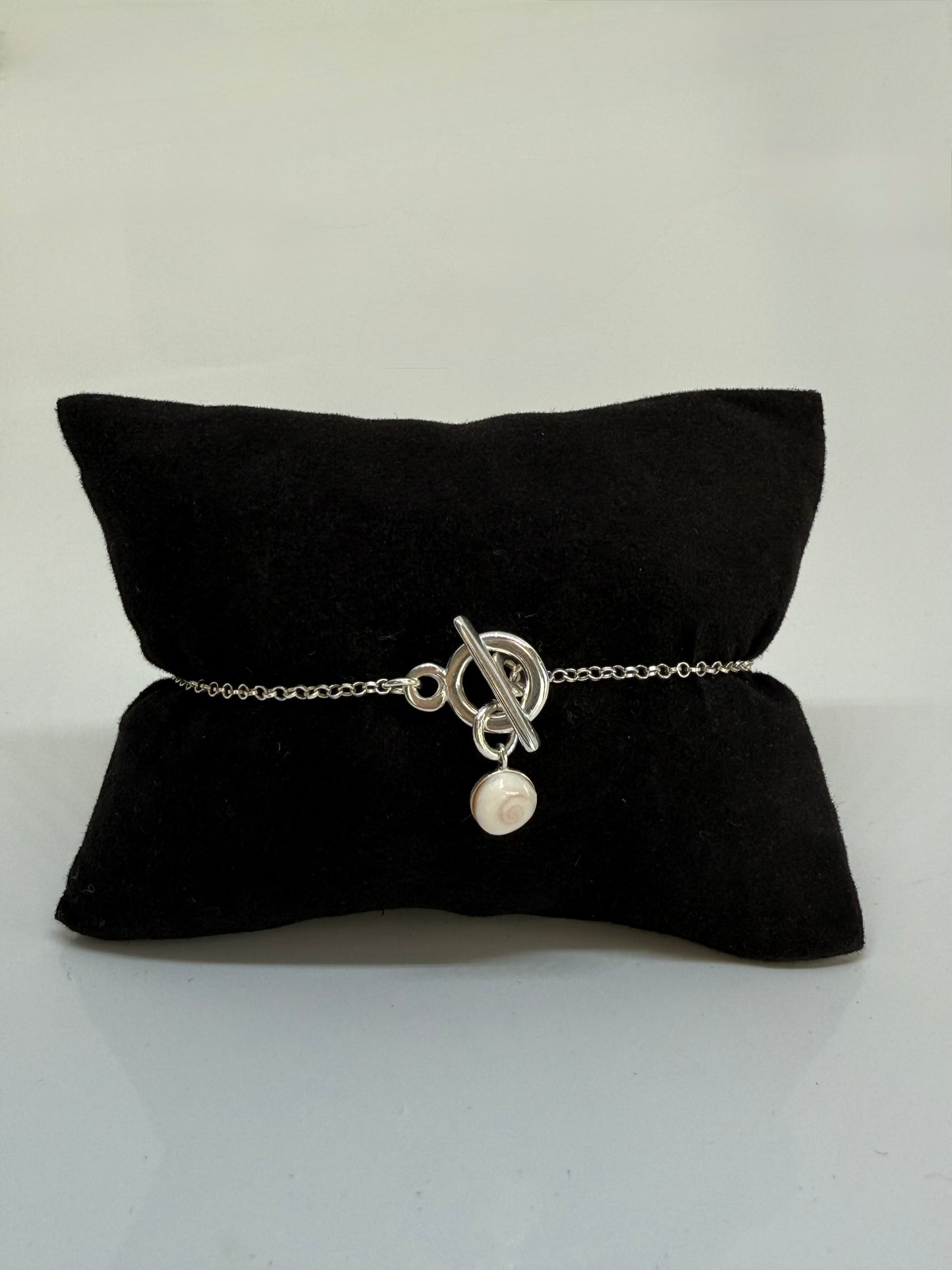 Bracelet fermoir en T Œil de Sainte Lucie Corse • en argent