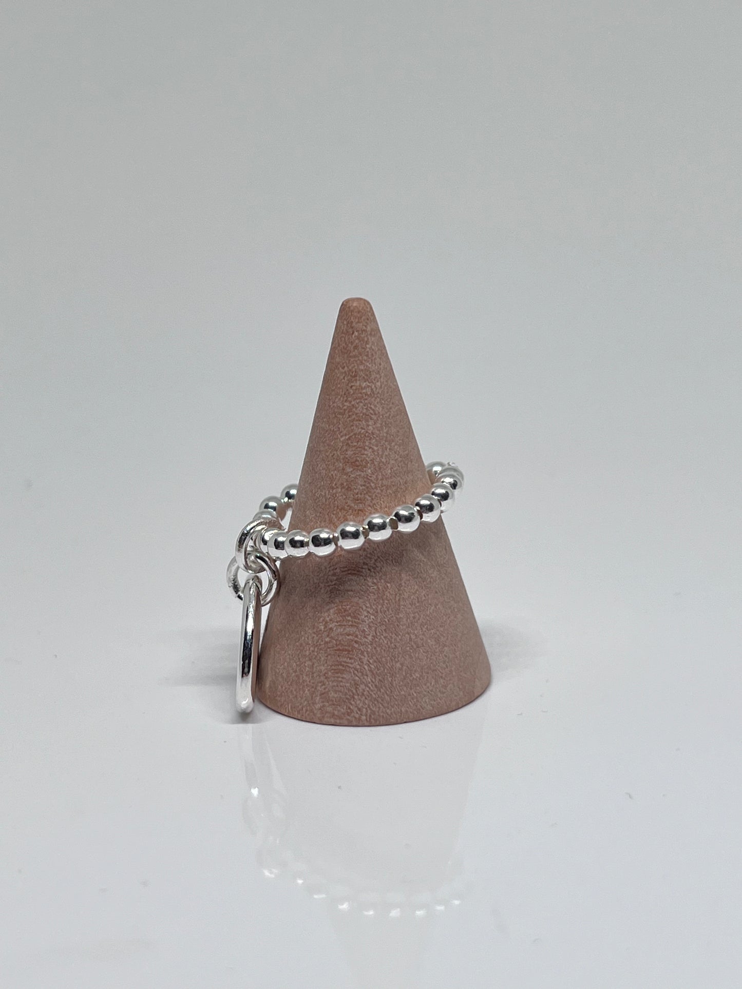 Bague perles médaille numéro