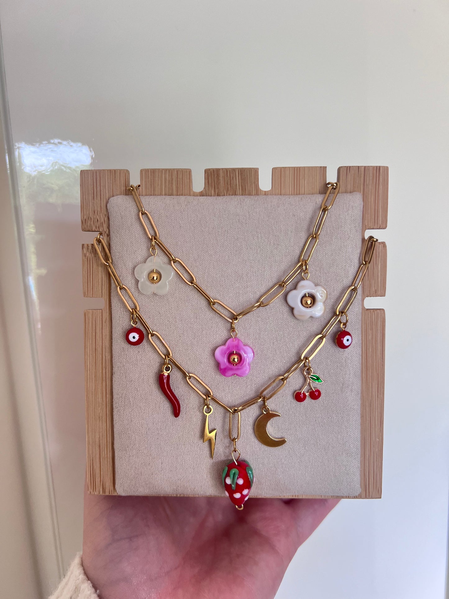 Collier charms fleurs colorées – Collier à breloques en acier inoxydable doré | Bijou d’été