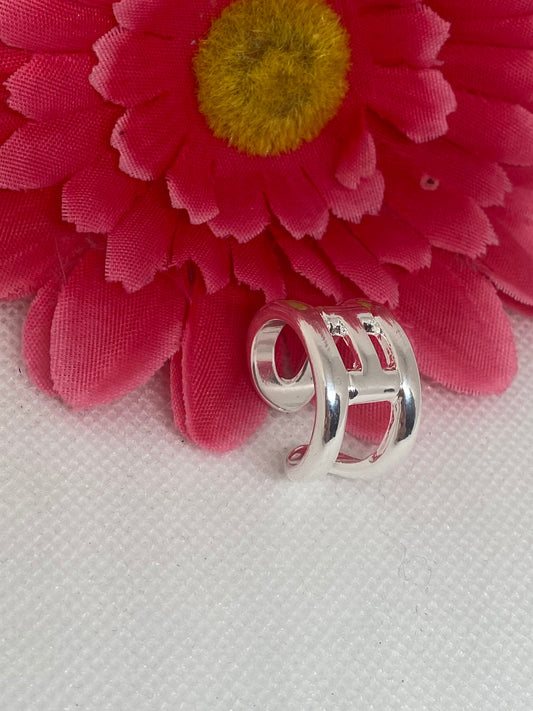 Bague hella barre