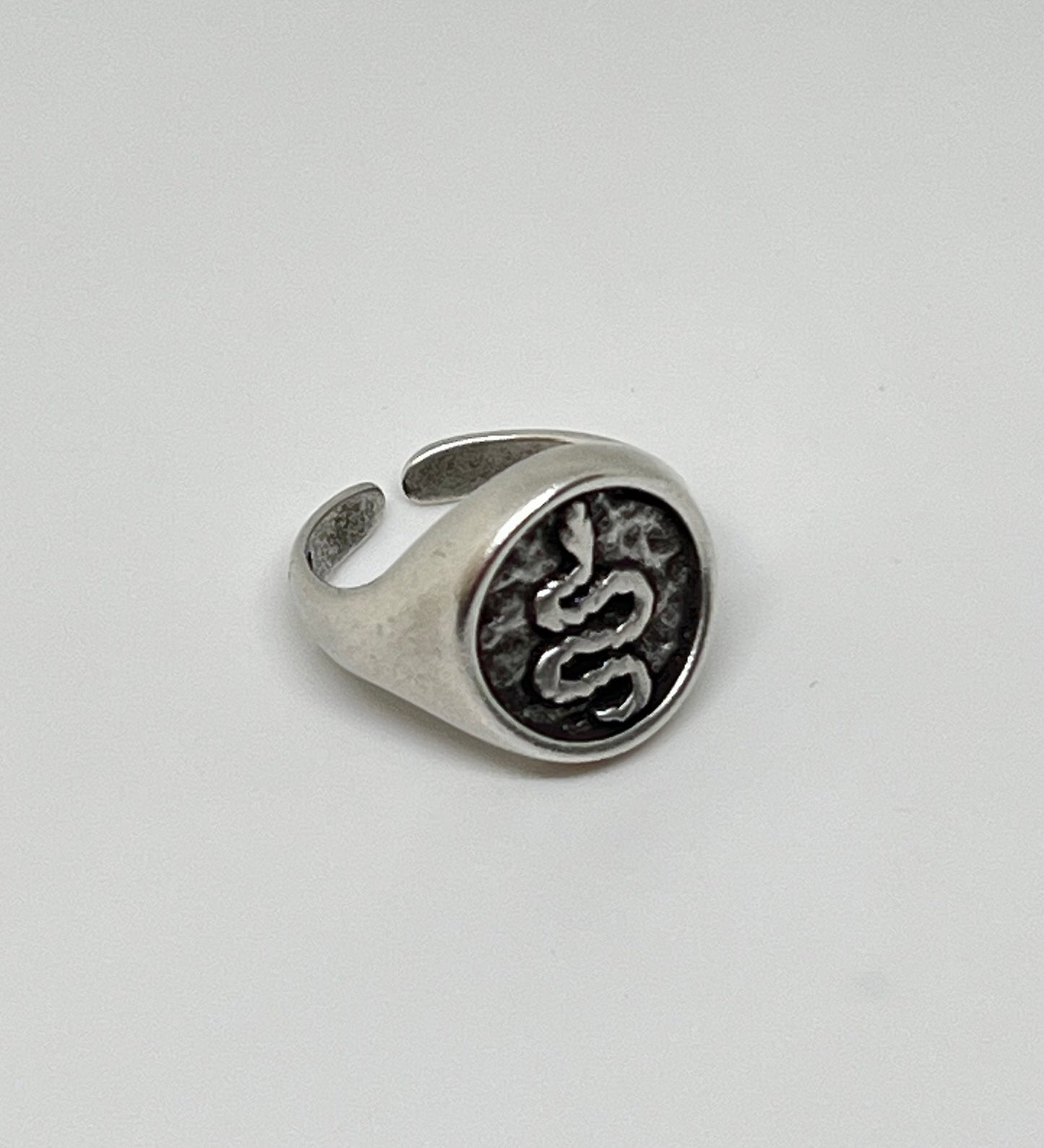 Chevalire serpent homme