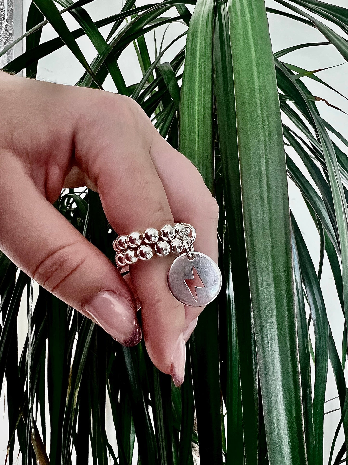 Bague perle 1 rang médaille clair